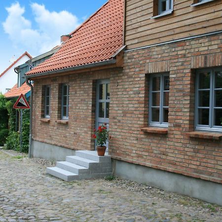 Stylish Apartment With Garden In Kluetz Bagian luar foto